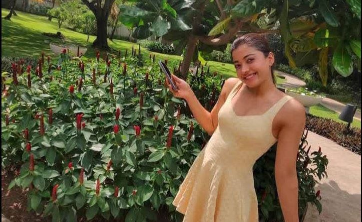 රශ්මිකා මන්දානා නිවාඩුවට ලංකාවට ඇවිත්!